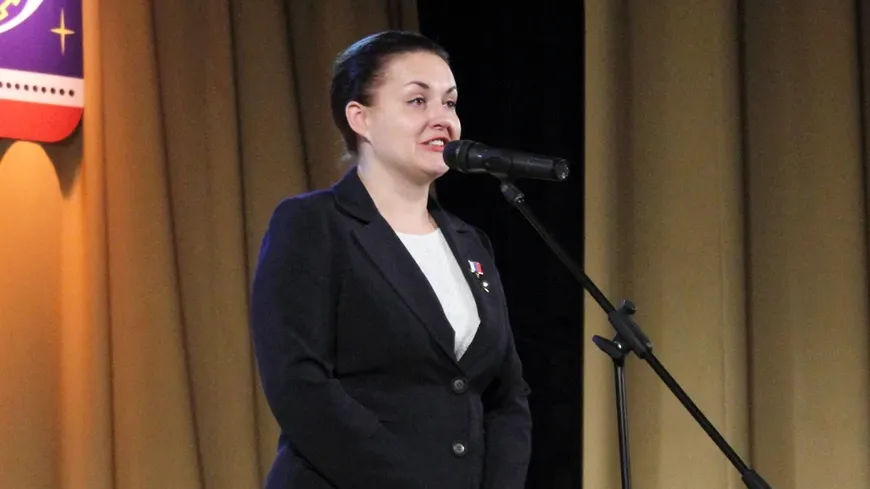 Летчик‑космонавт Елена Серова поздравила Королев с Днем космонавтики