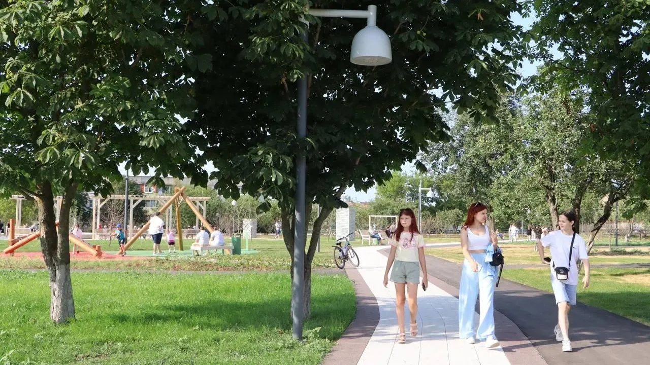 В Подмосковье сквер «Яблоневый сад» открыли для посещения