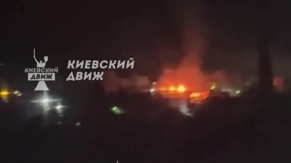 Пожар и грохот: опубликовано видео прилета по Киеву