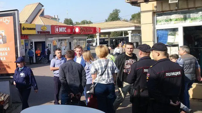 Более 80 нарушений выявили на объектах торговли на двух ж/д станциях в Подольске