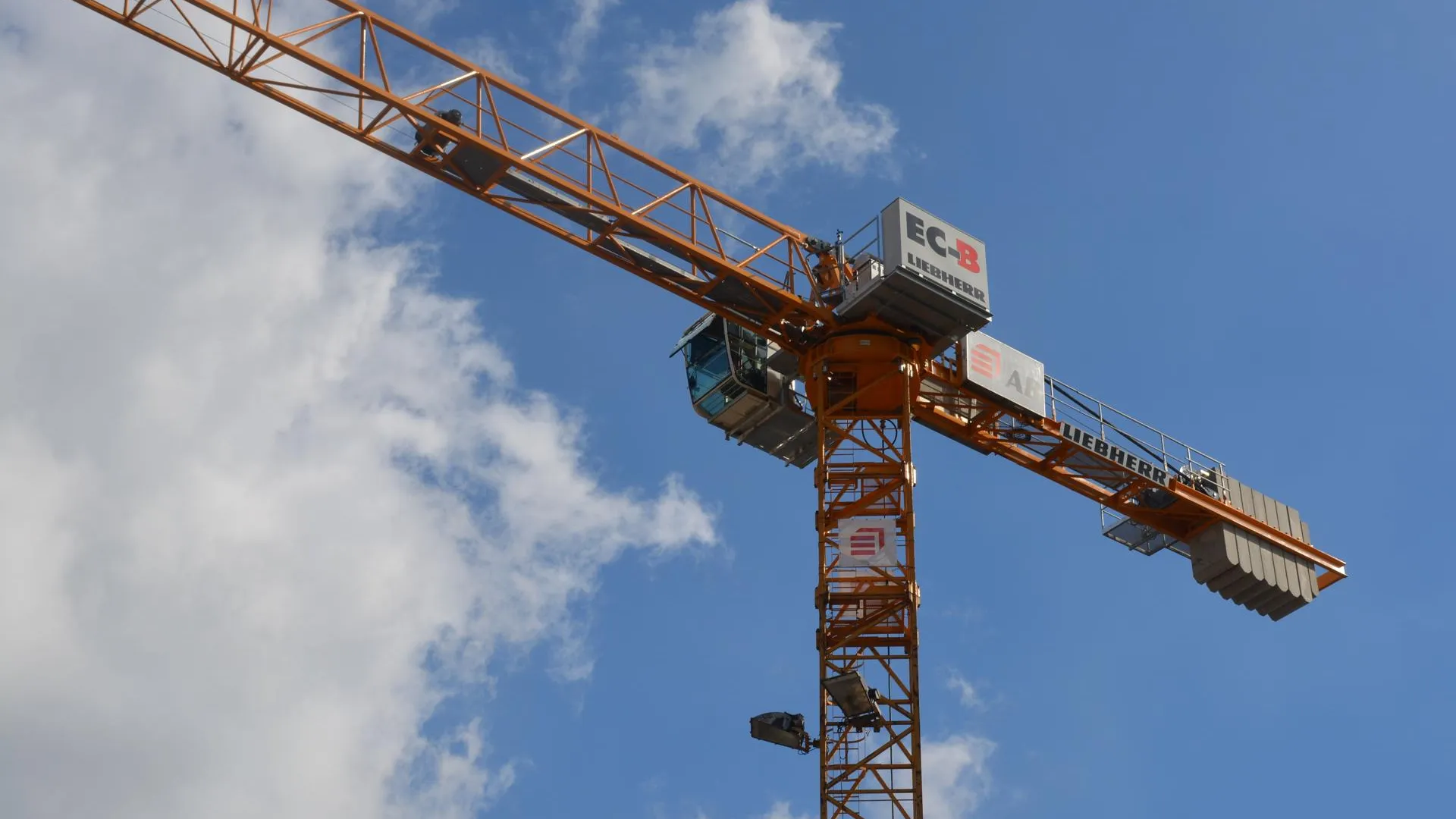 Опубликован рейтинг округов Москвы по самым продаваемым новостройкам