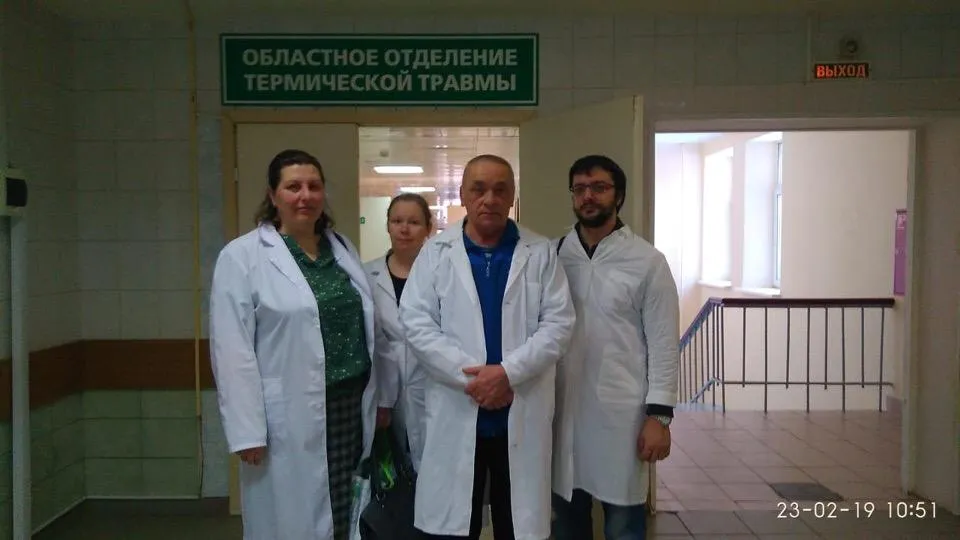 Подольские волонтеры поздравили мужчин в отделении больницы с Днем защитника Отечества