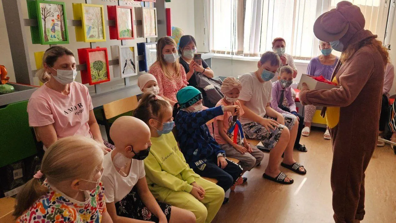 Первый звонок прозвенел для пациентов детского отделения онкодиспансера в Балашихе