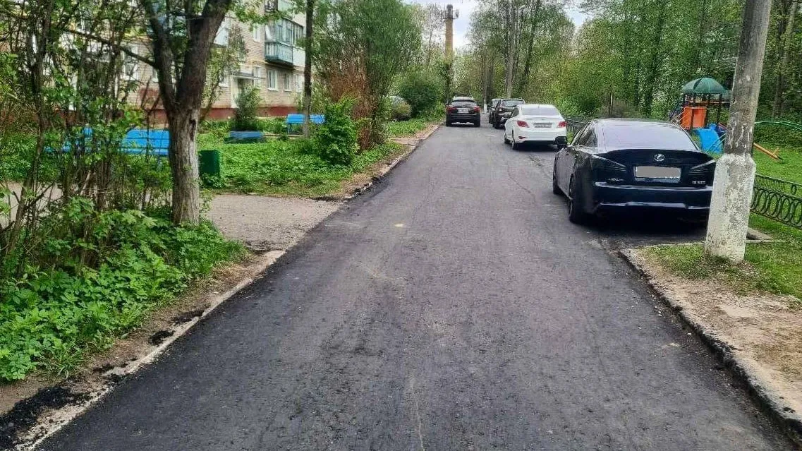 Более 120 тыс кв м ям устранили во дворах Подмосковья в рамках планового ремонта