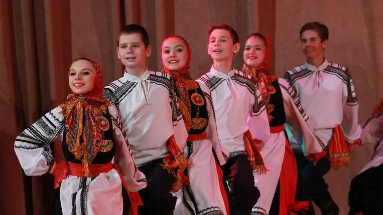 Хореографический ансамбль Котельников стал лауреатом на областном конкурсе народного танца