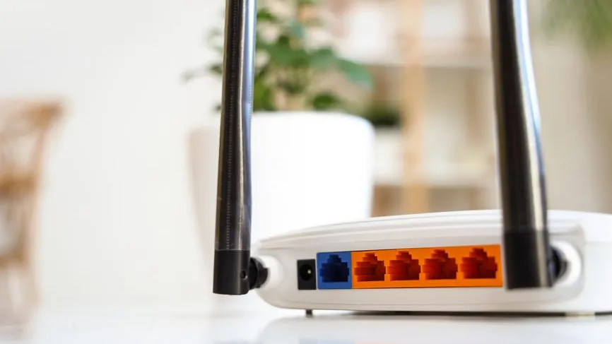 В Иране полностью отключили интернет на фоне бомбардировок Израиля и США