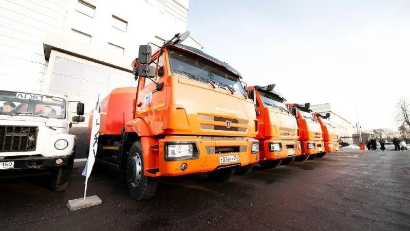 Почти 30 единиц спецтехники пополнили автопарк коммунальных предприятий Люберец за два года