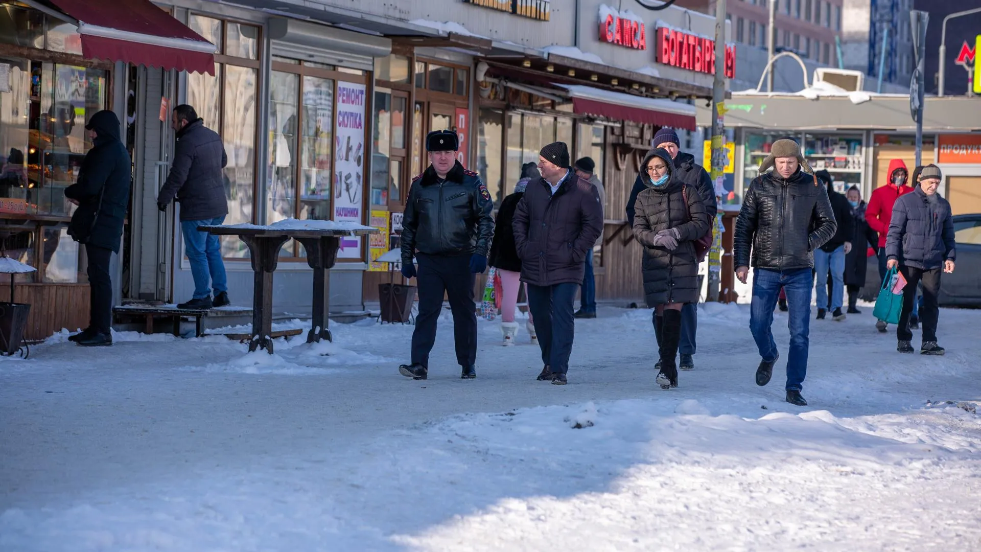 Территорию автовокзала в Котельниках плохо убрали от снега