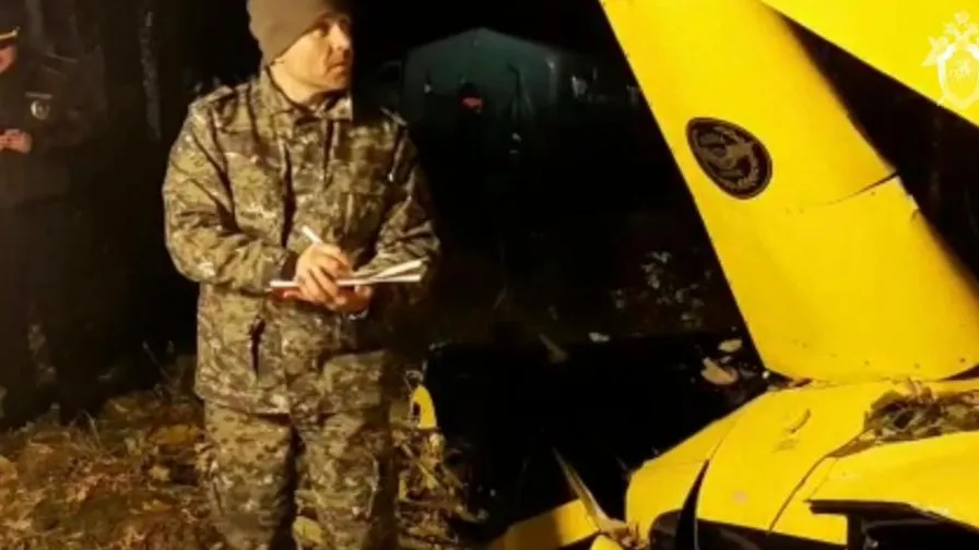 СК опубликовал видео с места падения вертолета в Лыткарине