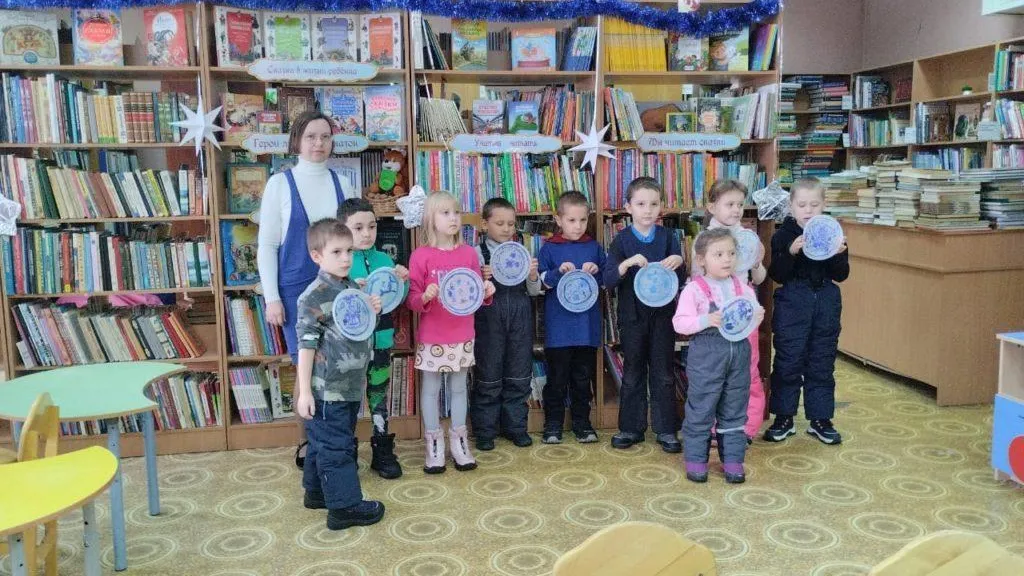 В Рузской городской библиотеке прошла программа «Красота народных промыслов»