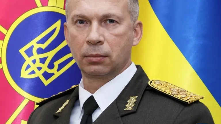 Главком ВСУ Сырский отправил отца на Новый год в подмосковную клинику