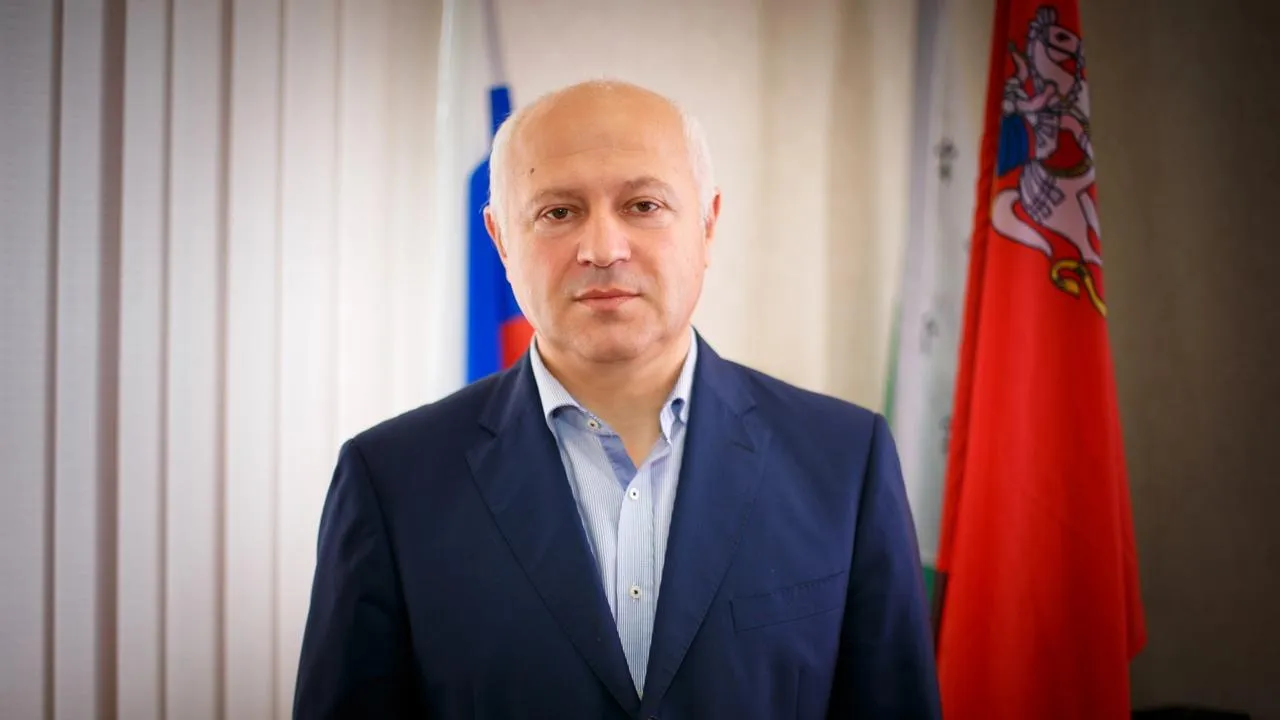 На избирательные участки в Шаховской приходят семьями — глава округа