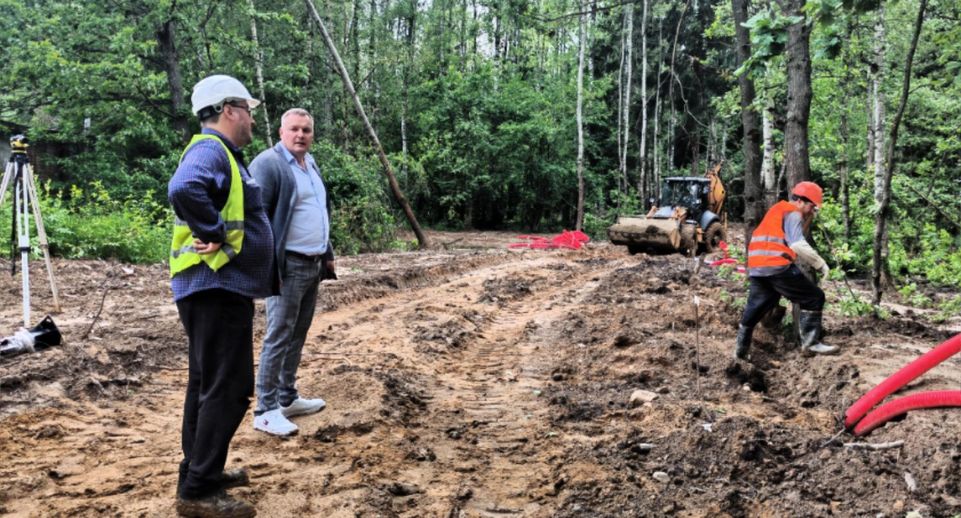 В Некрасовском благоустраивают лесопарковую зону