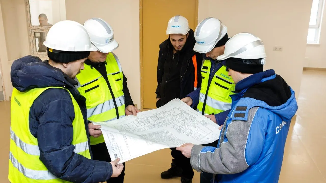 В Люберцах продолжается строительство поликлиники в ЖК «Самолет»