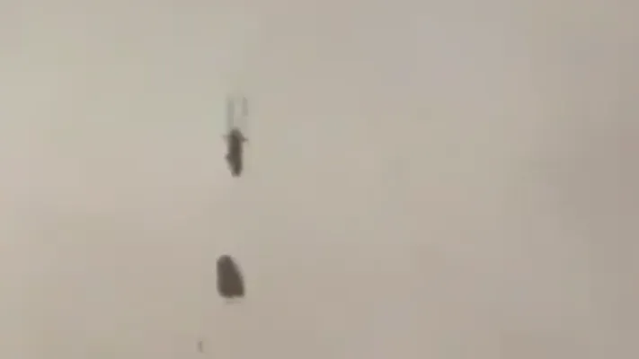 Появилось видео с катапультировавшимися в Кувейте американскими пилотами