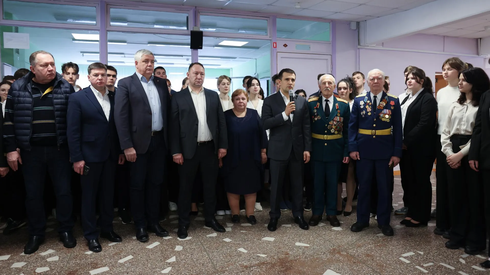 Еще одна «Парта Героя» открыта в школе № 4 в Реутове