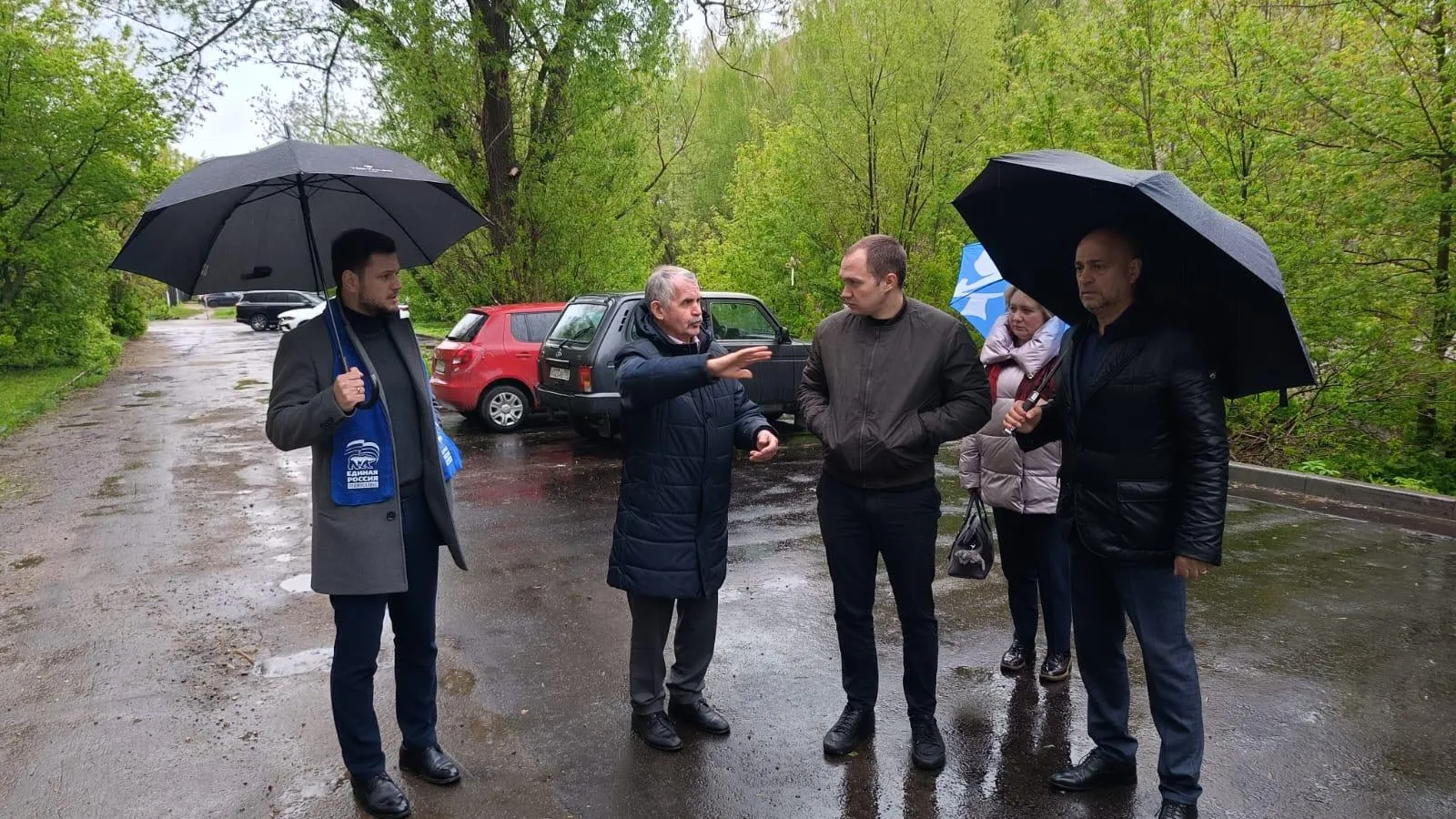 В Щелкове единороссы оценили результат благоустройства парковочной зоны