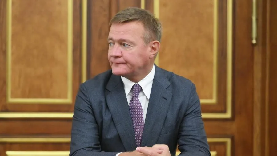 Роман Старовойт: работа в Курской области, коллапс в аэропортах, самоубийство и следствие