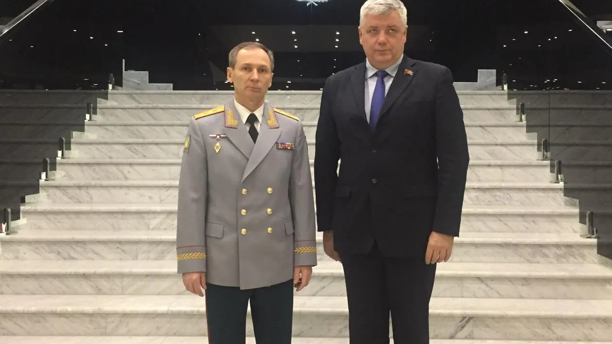 Депутат Мособлдумы поздравил коллектив военной академии Балашихи с Днем ракетных войск