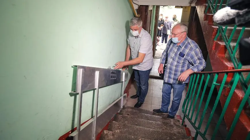 Пандус установили в подъезде дома по улице Некрасова в Балашихе по просьбе жителей