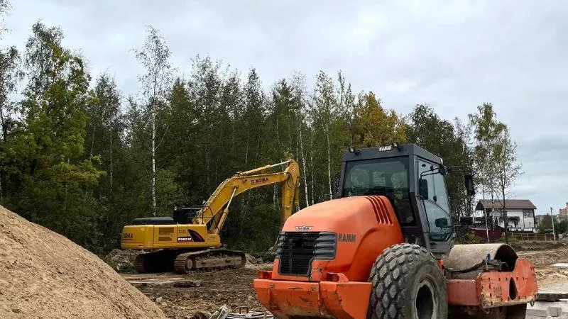 В Лобне проверили дорожные объекты