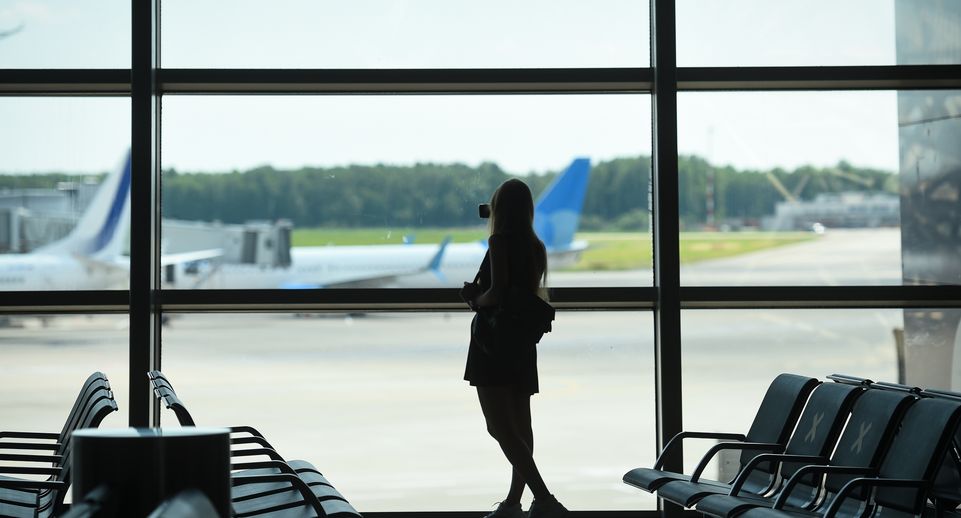 Московский аэропорт Шереметьево возобновил прием и выпуск воздушных судов