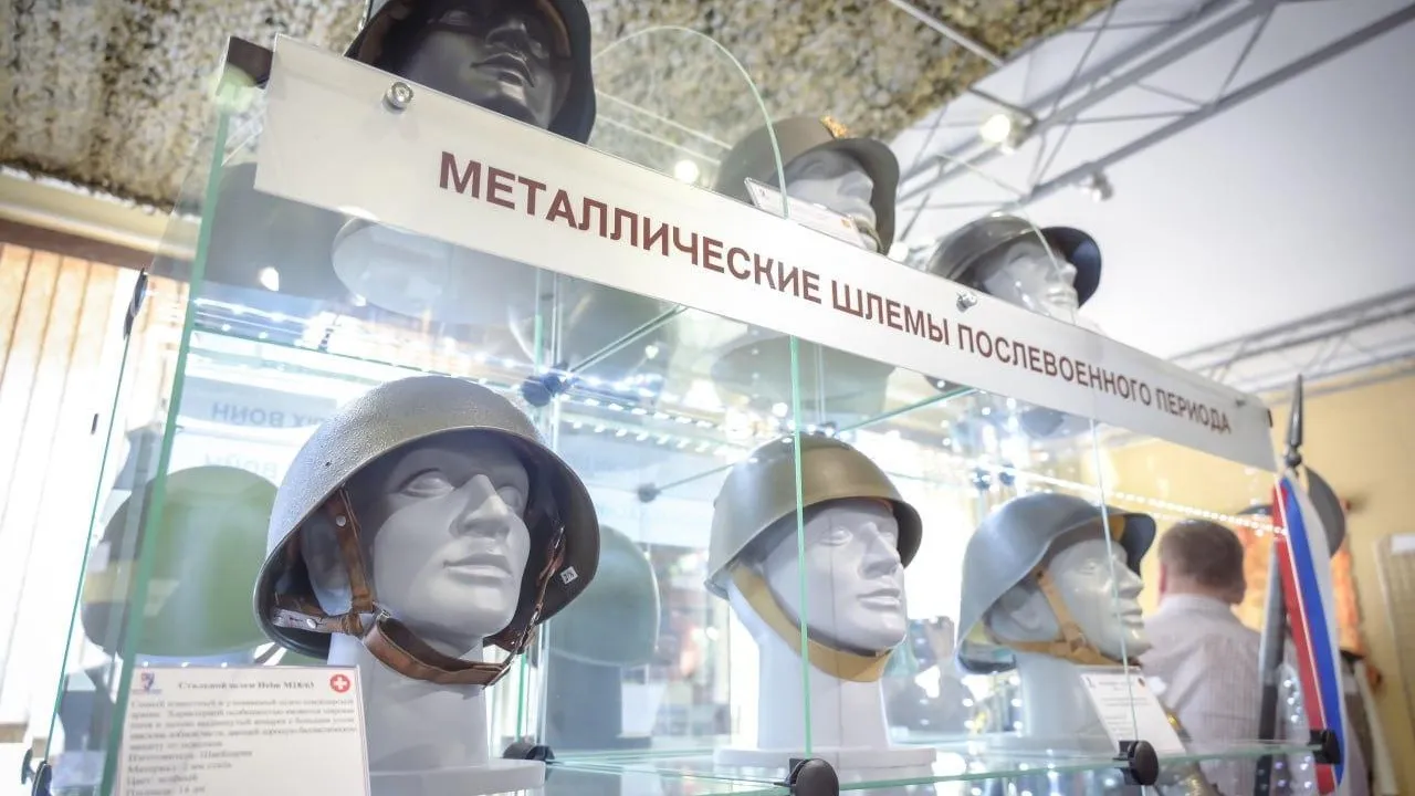 Сергиево-Посадское предприятие «Армаком» показало студентам шлемы и бронижилеты