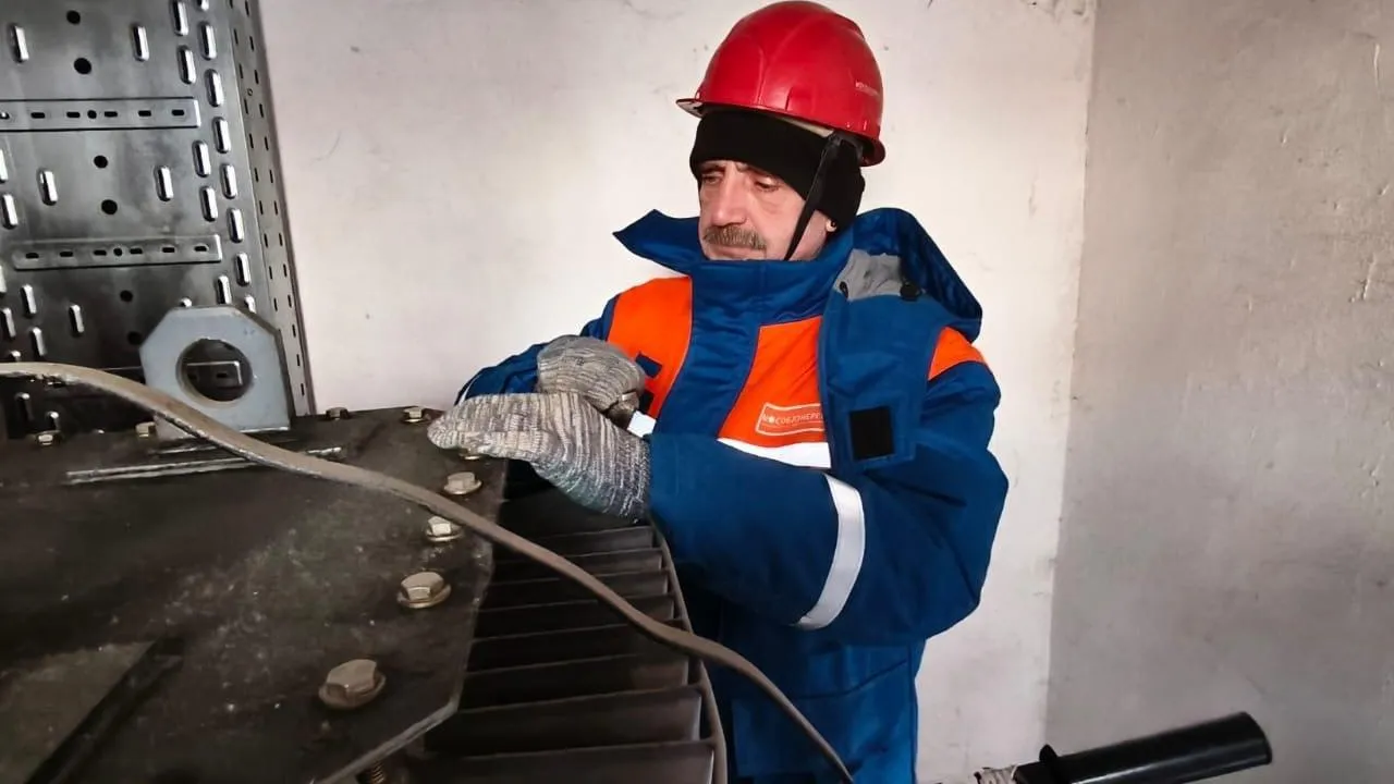 Энергетики провели 570 тыс работ по техобслуживанию сетей Подмосковья в 2024 году