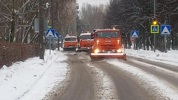 Более 1 тыс куб м снега вывозят с муниципальных дорог Подольска ежедневно