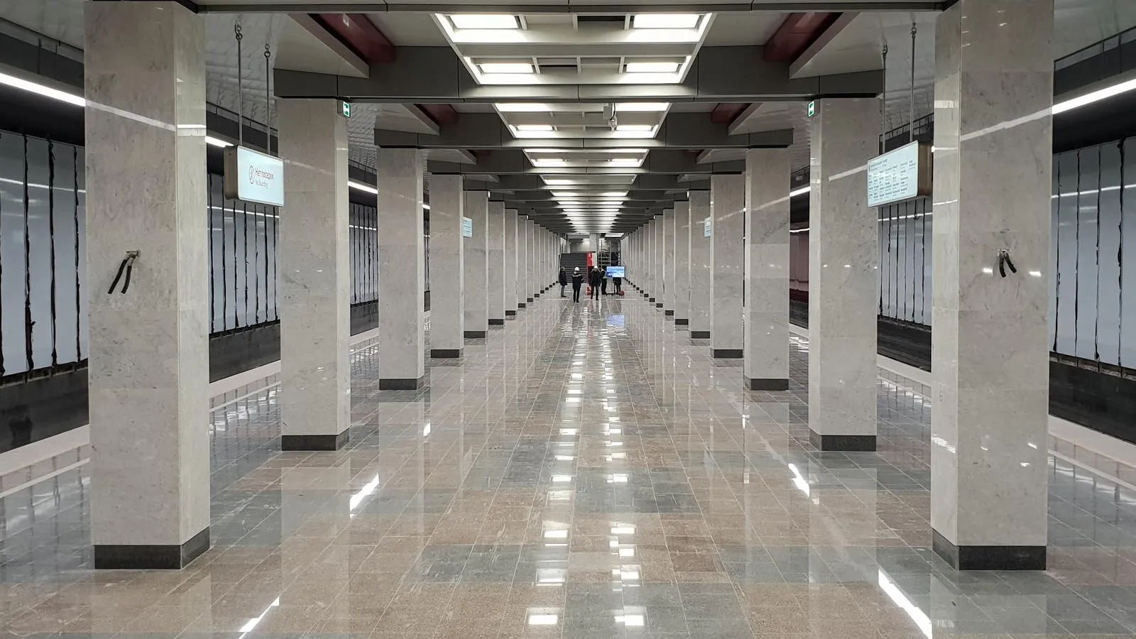 Участок «красной» линии столичного метро до «Коммунарки» разгрузит три вылетные магистрали
