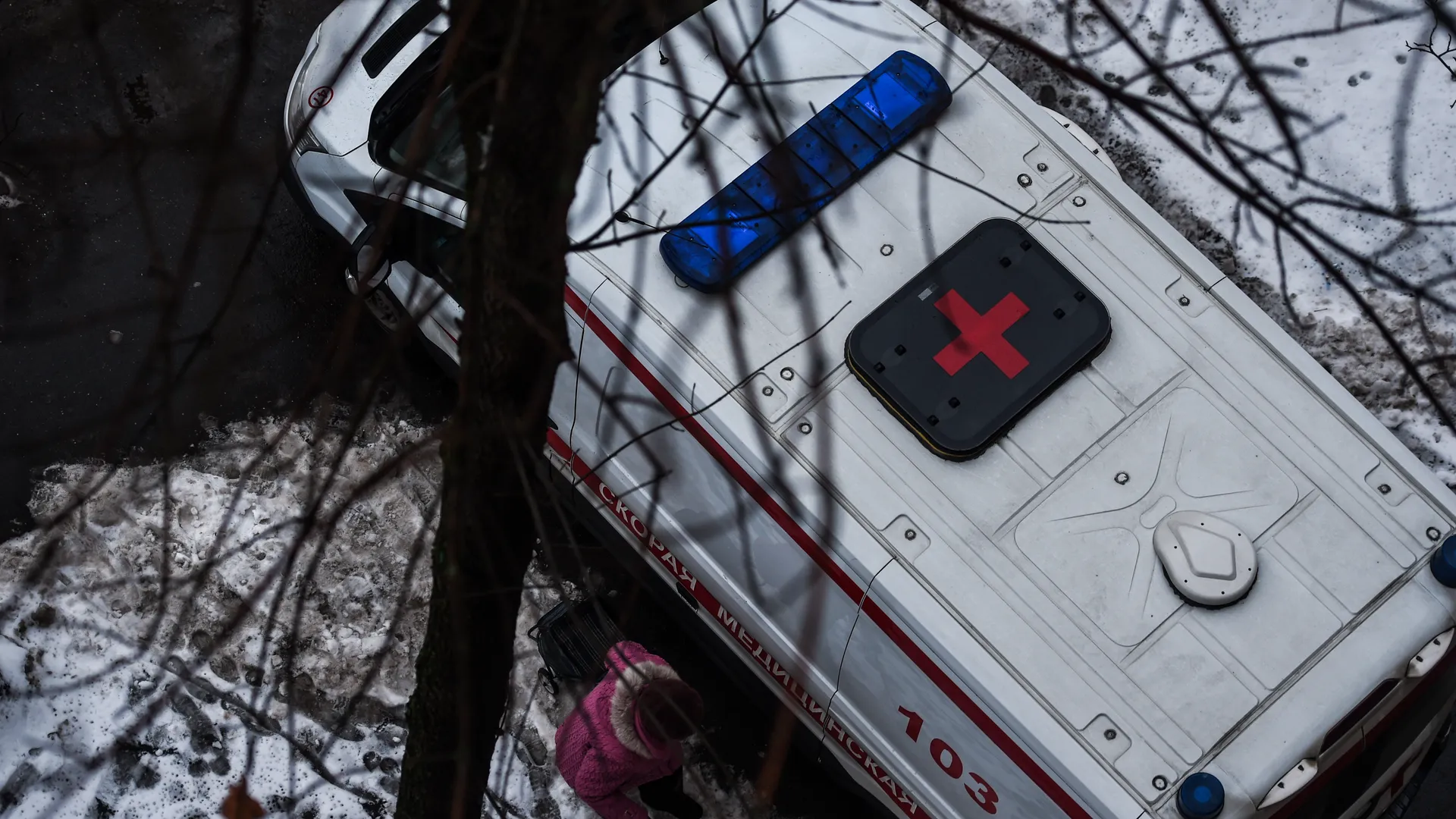 А магазину пофиг: россиянка сломала позвоночник, рухнув со ступеней продуктового