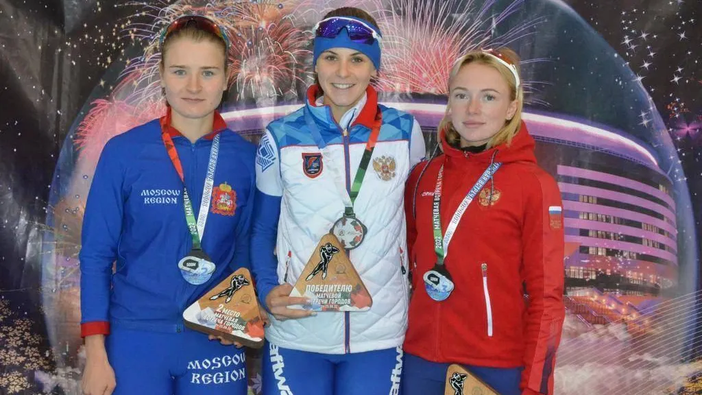 Подмосковная сборная выиграла 6 наград на турнире по конькобежному спорту