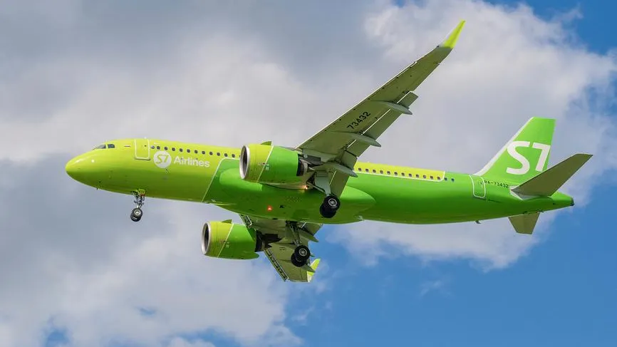 Пилот S7 Airlines смотрел гонки во время посадки в Новосибирске