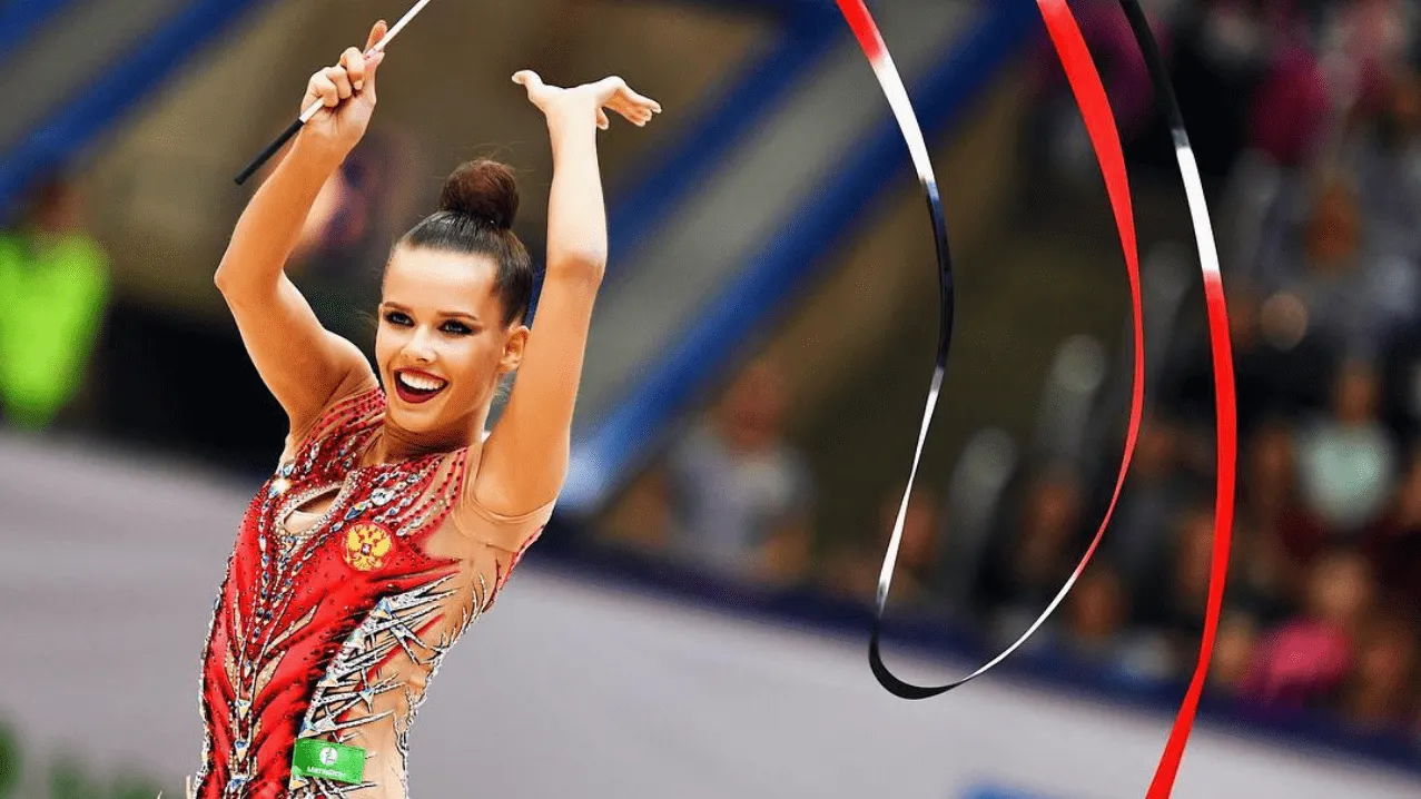 Подмосковная спортсменка выиграла золото и бронзу на ЧМ по художественной гимнастике
