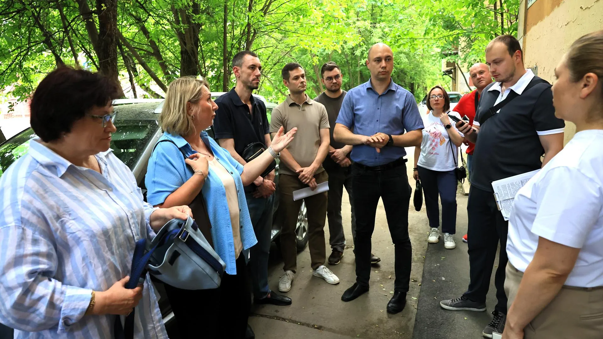 В Мытищах продолжаются встречи с жителями по вопросам ЖКХ
