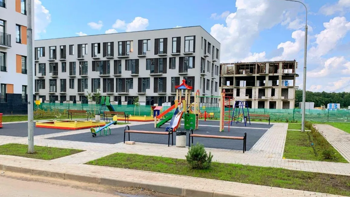 Четыре жилых дома построили в составе ЖК «Южная долина» в Ленинском районе