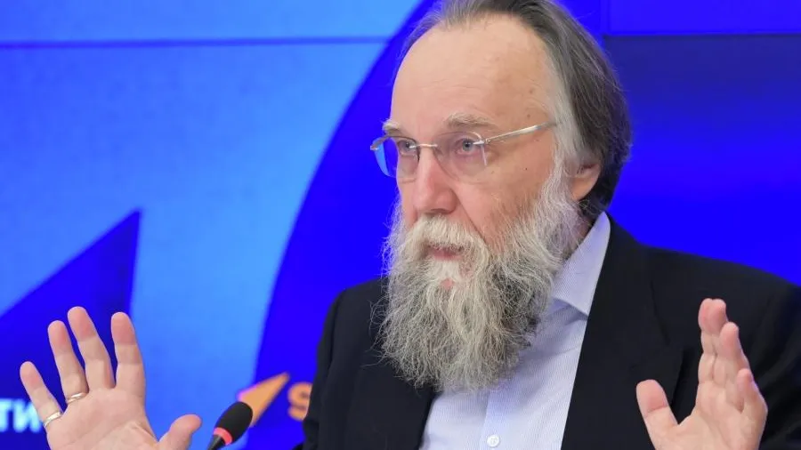 Философ Дугин: украинцы — это коллективные трансгендеры*