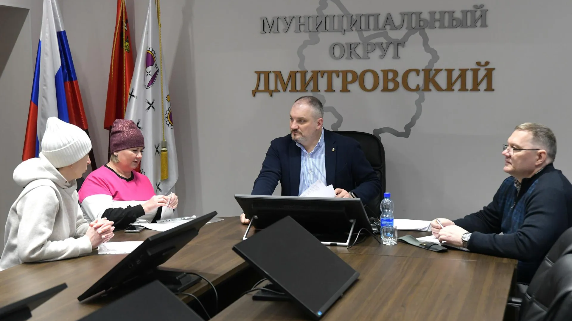 Глава Дмитровского округа отрегулировал светофор в Яхроме по просьбе жителей