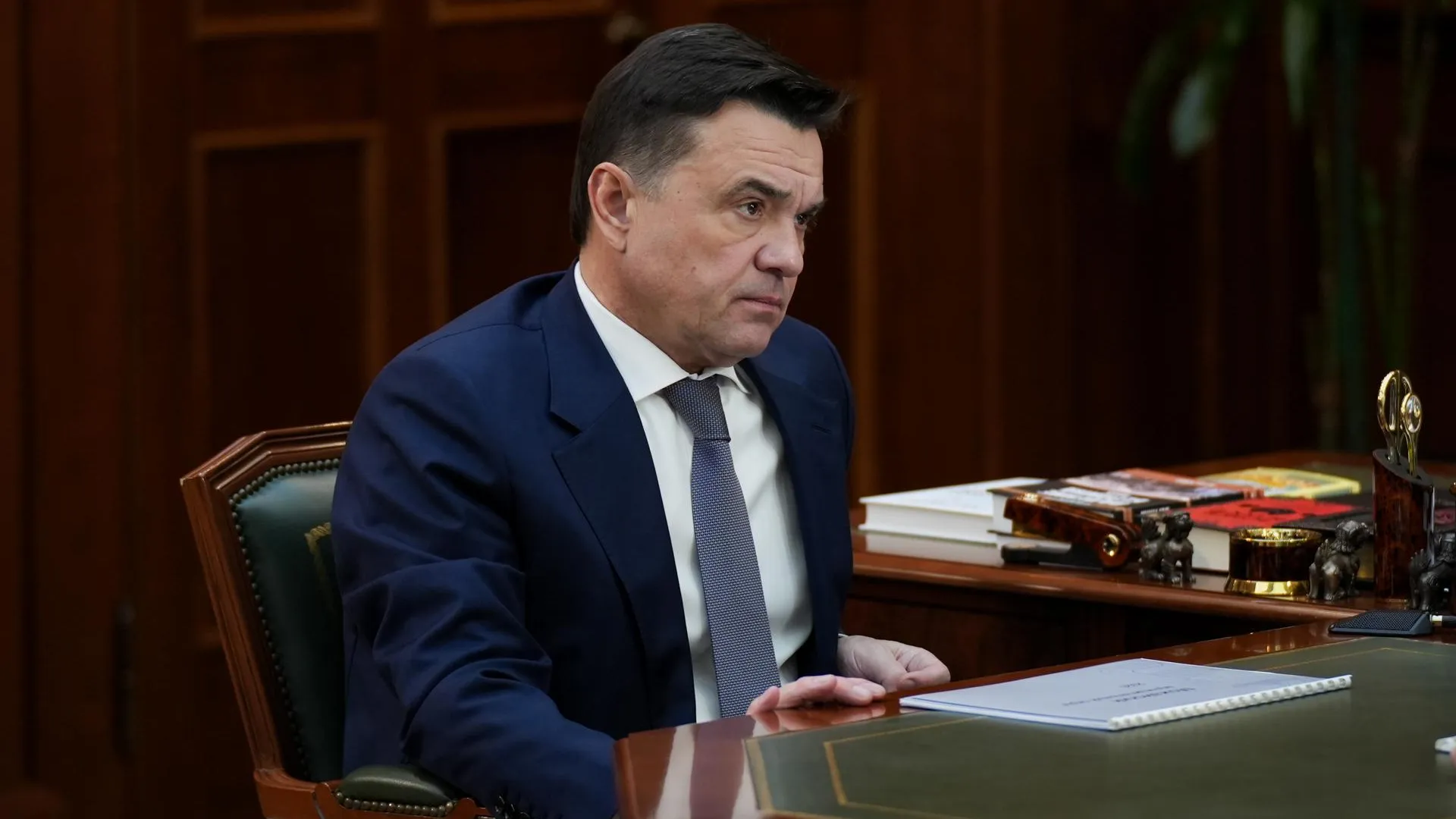 Воробьев поблагодарил Волкова за работу по сносу незаконных торговых объектов