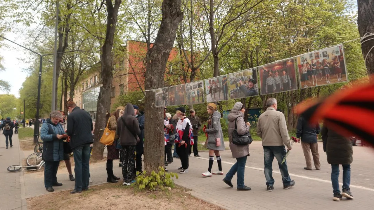 В Пущине в День Победы прошла фотовыставка‑сушка «Бессмертный полк»