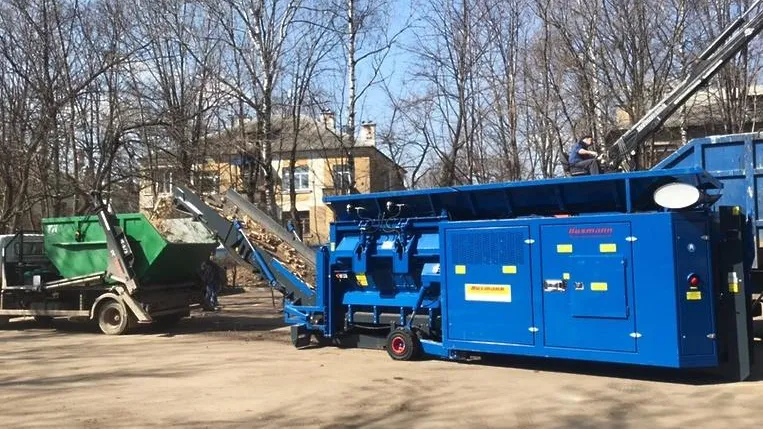 Более 60 кубометров отходов вывезли с региональных дорог Люберец за неделю