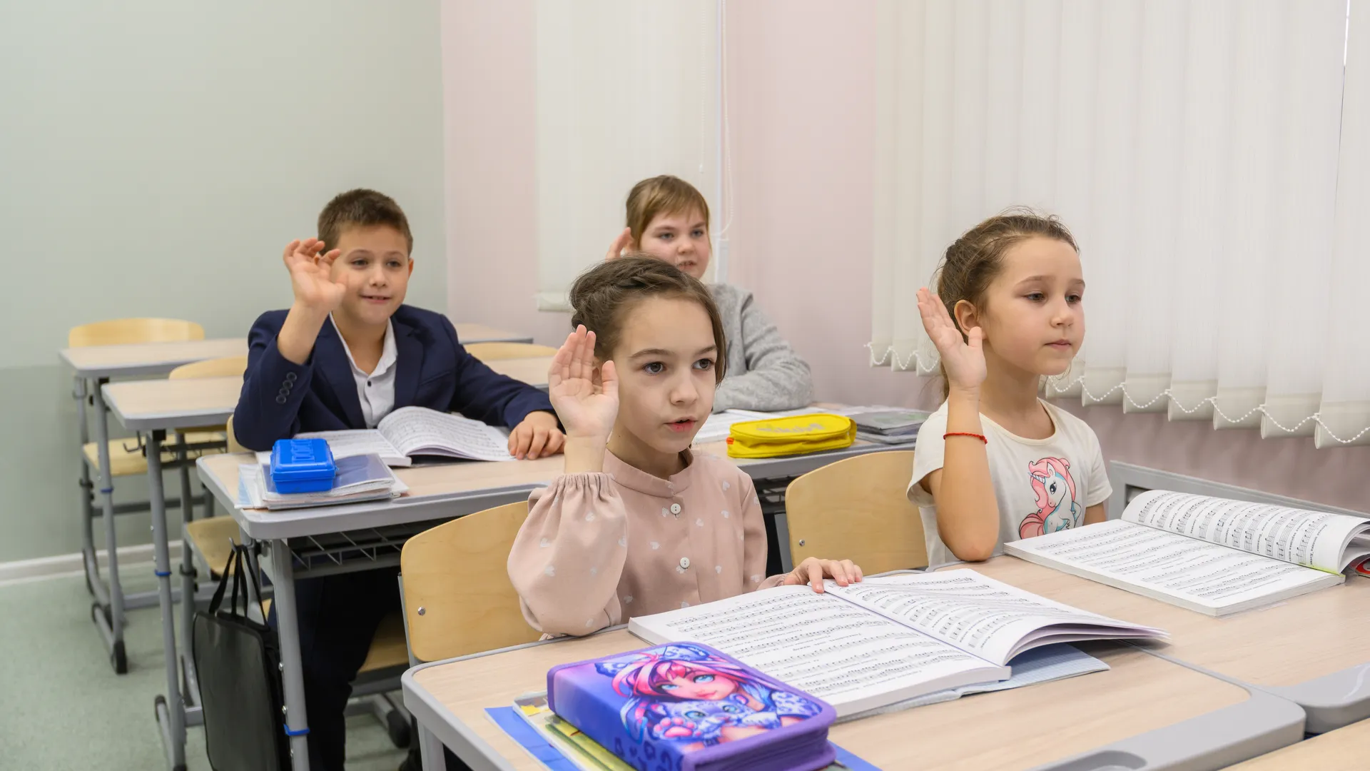 Оценки за поведение введут в ряде российских школ с 1 сентября