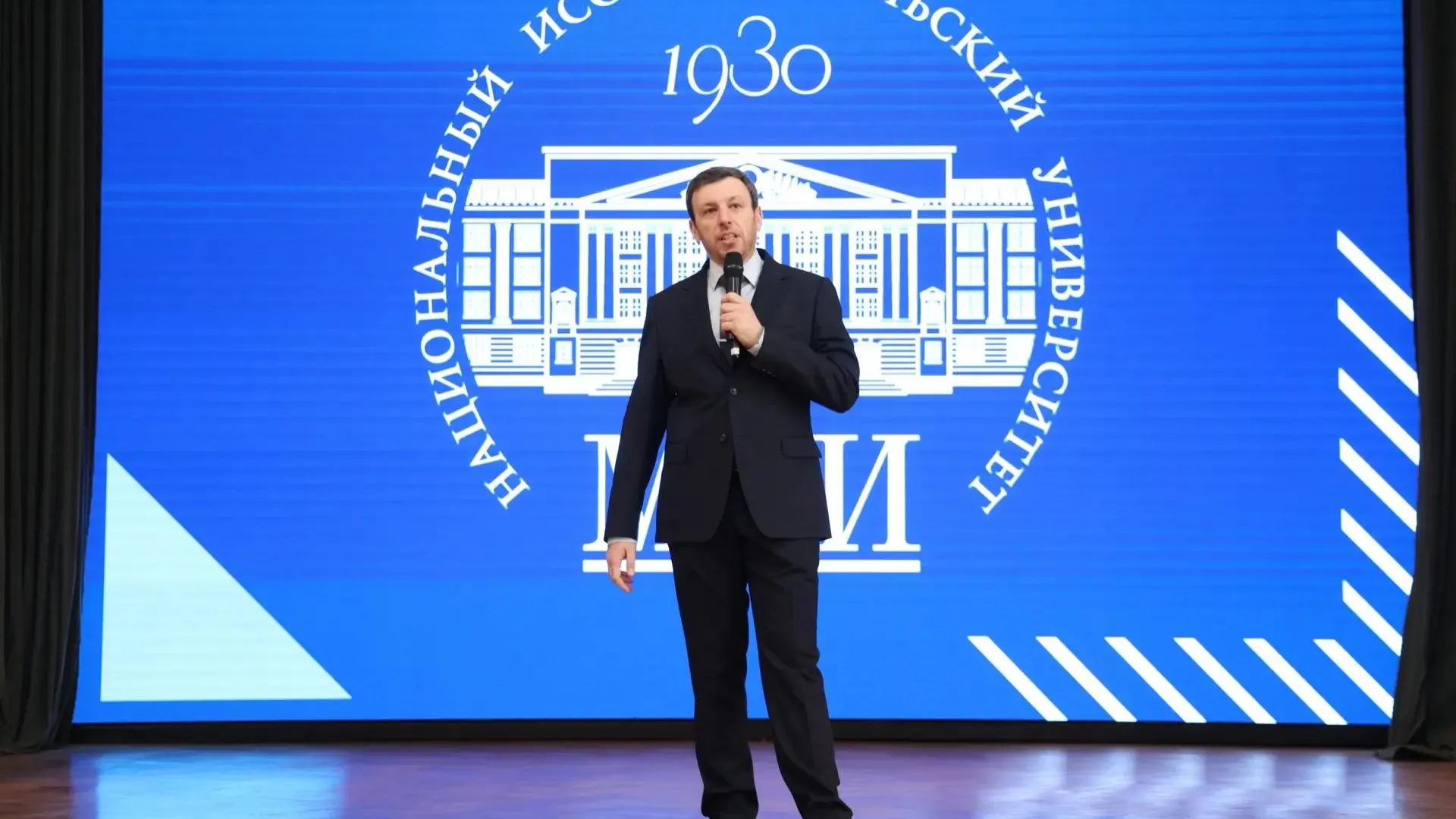 МЭИ провел день открытых дверей для будущих энергетиков Подмосковья