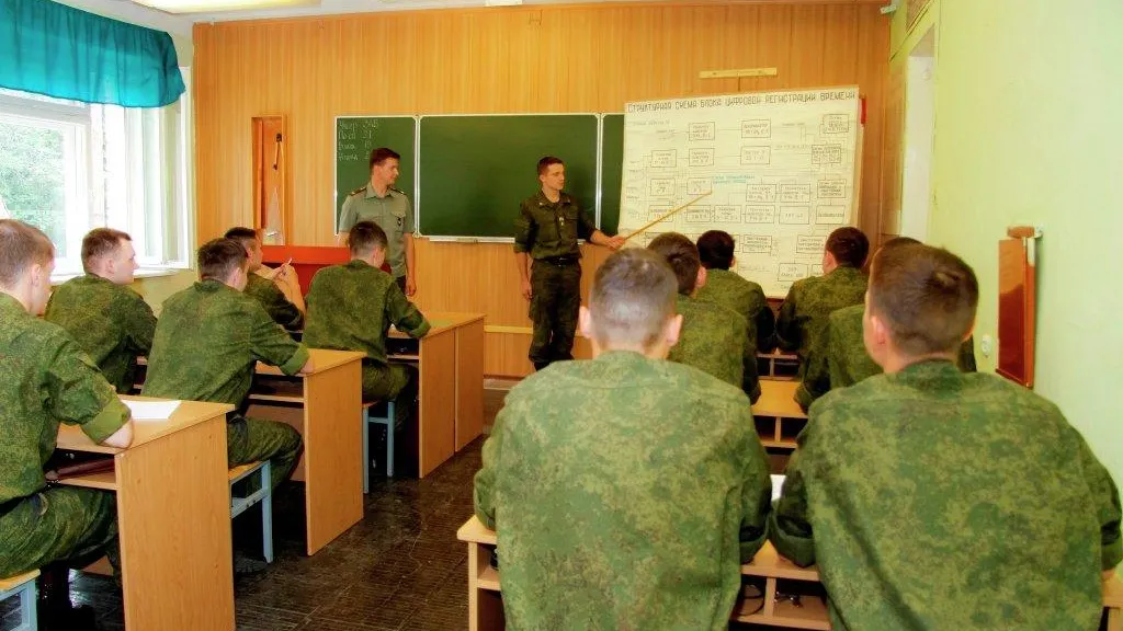 В Балашихе 200 человек получили дипломы об окончании военной академии РВСН