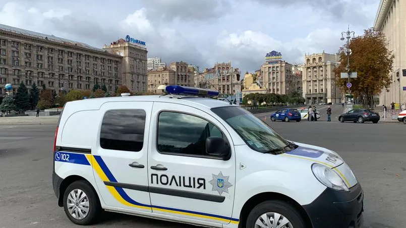 Мужчина открыл огонь в здании ТЦК в Киеве