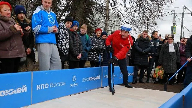 Глава Люберец сыграл в «ЭкоХоккей» в рамках проекта по сортировке отходов