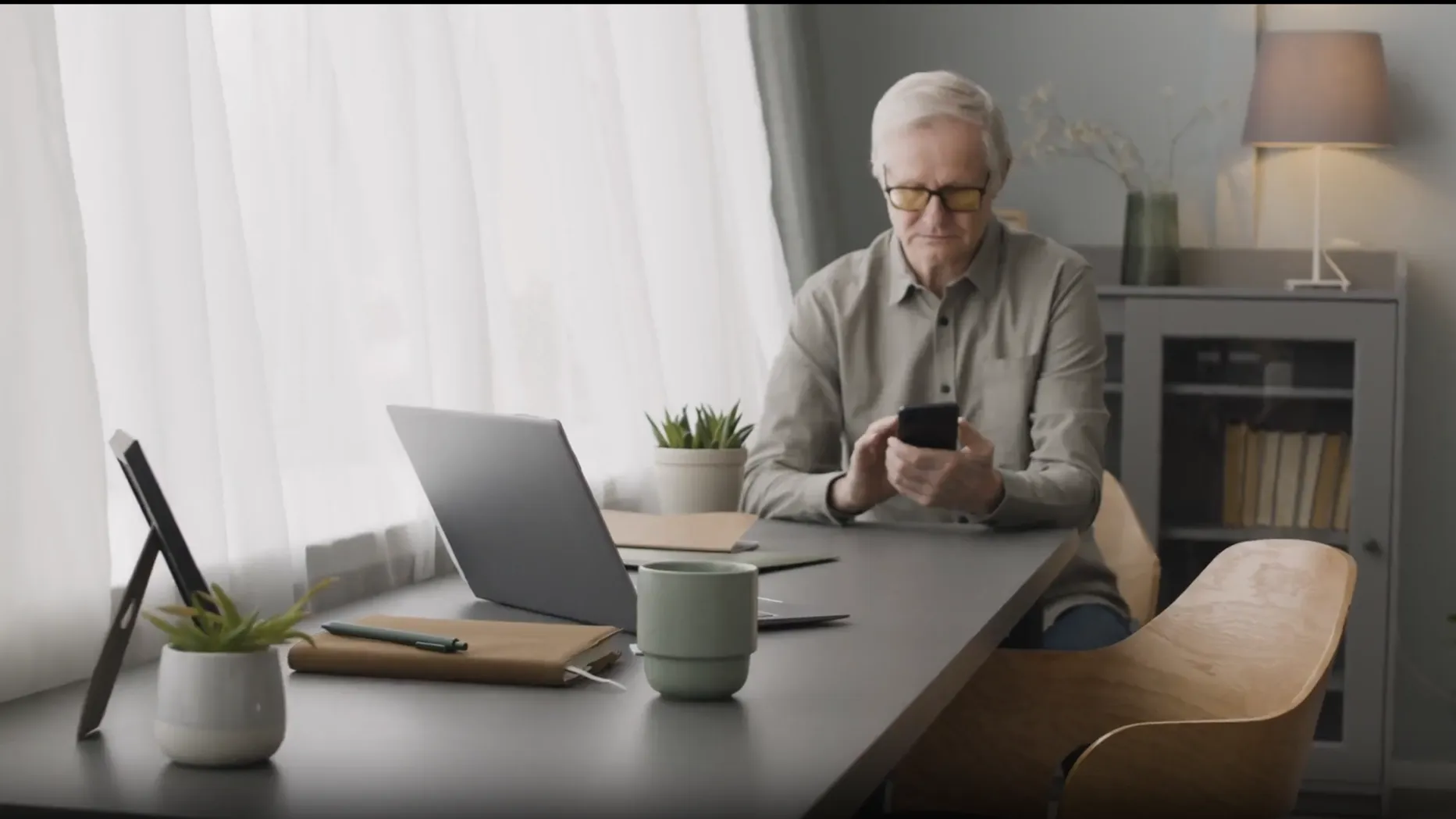 Почти 1 тыс пенсионеров Подмосковья оформили денежную компенсацию онлайн