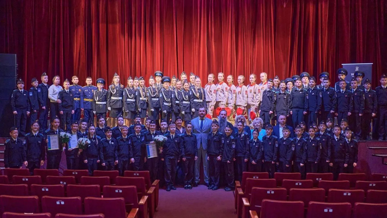 В Чехове отметили День российского кадета и наградили отличившихся учеников