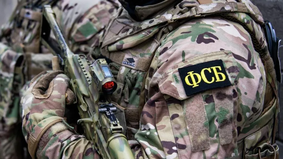 ФСБ задержала 40‑летнюю крымчанку за дискредитирующие ВС РФ комментарии