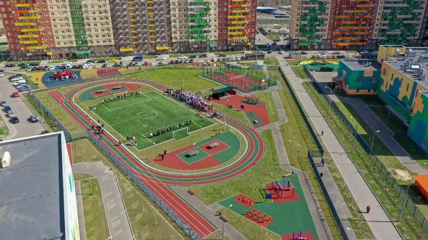 Стадион школы в поселке Мирный Люберец стал доступен для жителей